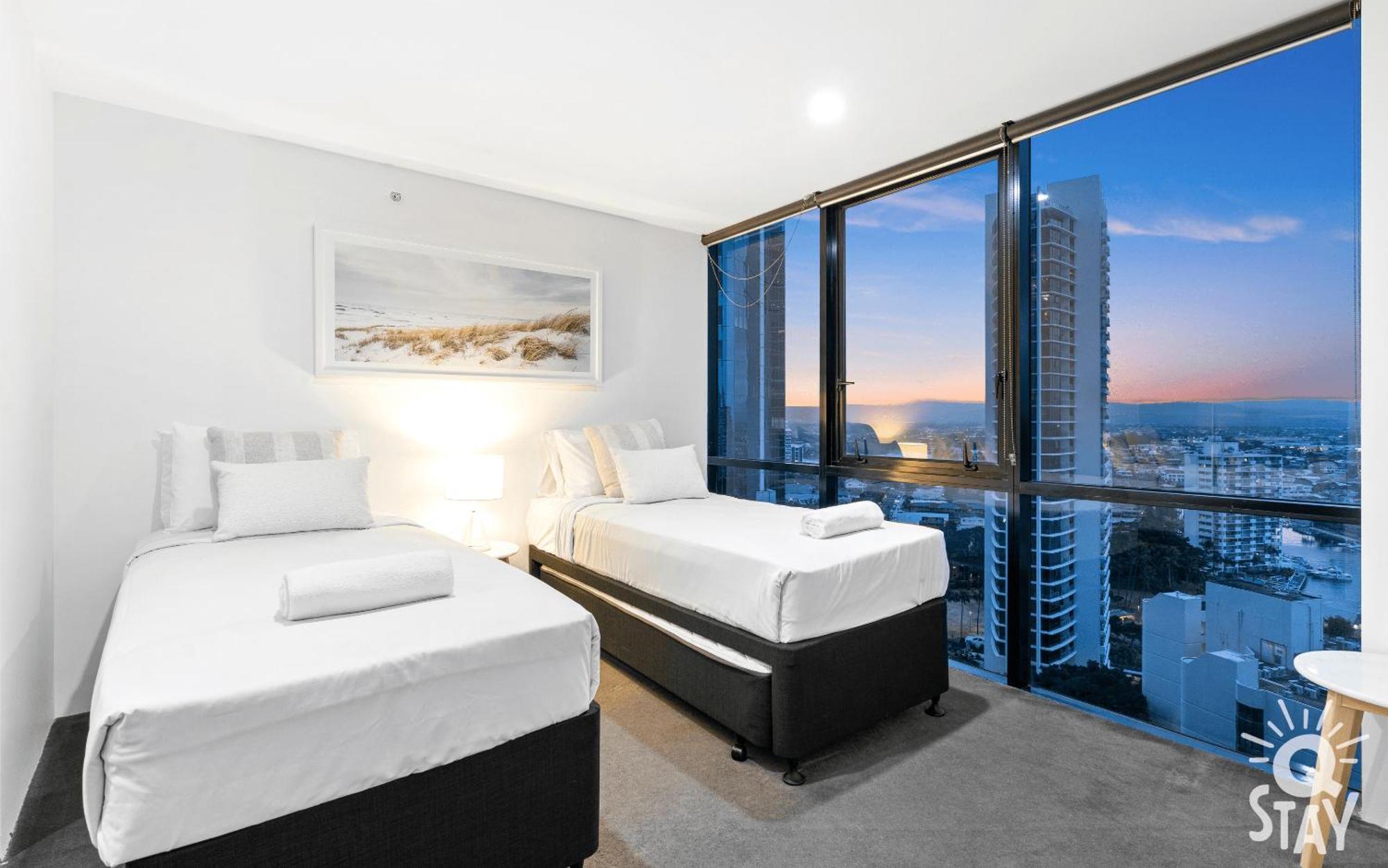 Circle On Cavill By Vaun Aparthotel Gold Coast Exterior photo